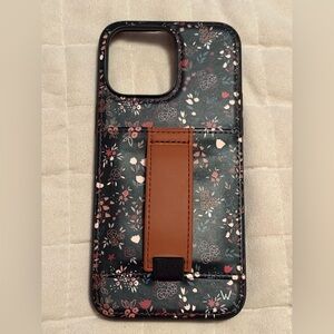 iPhone 14 Pro Max walli case